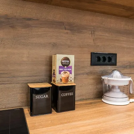 Relax 3bdr With Terrace And Bbq Zadar