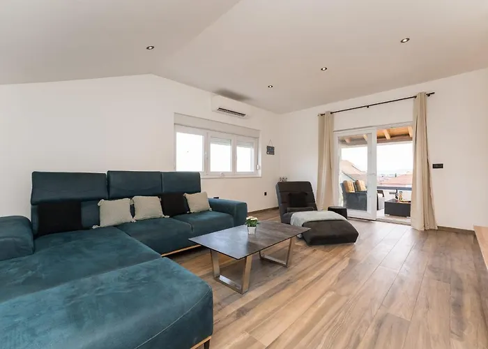 Relax 3bdr With Terrace And Bbq Apartamento Zadar