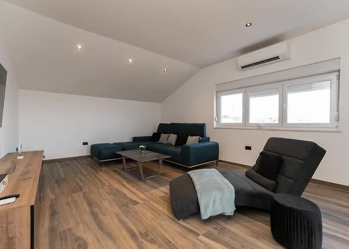 Relax 3bdr With Terrace And Bbq * Zara