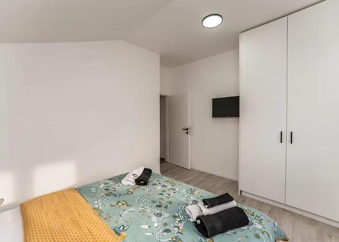 Apartamento Relax 3bdr With Terrace And Bbq Zadar